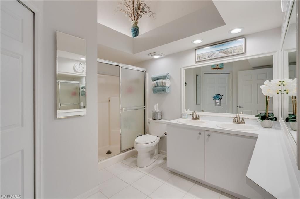 28740 Diamond Dr, Unit 203, Bonita Springs, FL 34134 Photo