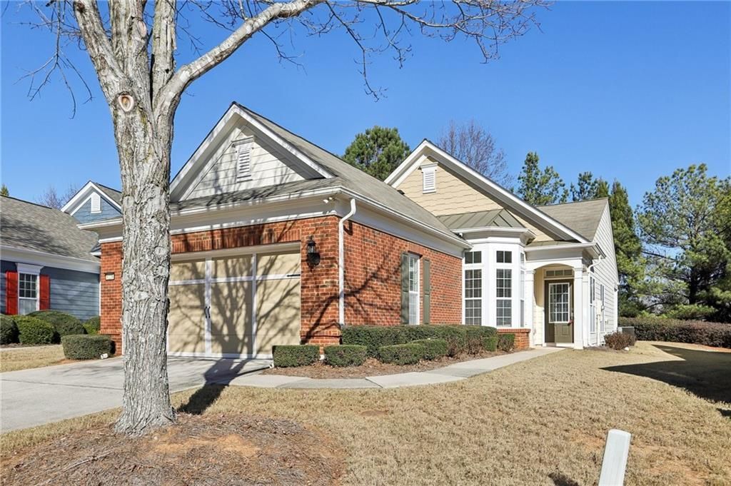 6221 Greenstone Circle, Hoschton, GA 30548 Main Photo