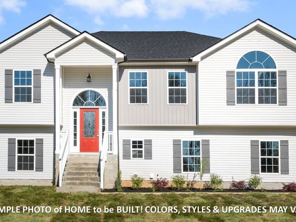 1585 Fredrick Dr, Clarksville, TN 37042