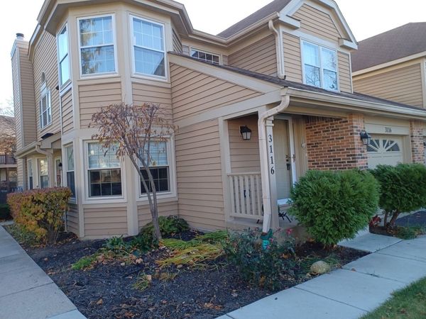 3116 N Daniels Court, Unit 3116, Arlington Heights, IL 60004
