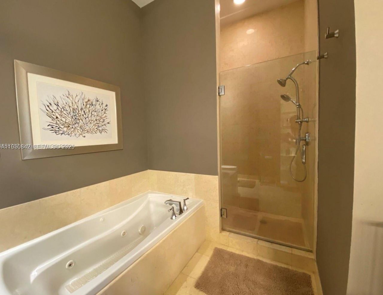 20000 E Country Club Dr, Unit 114, Aventura, FL 33180 Photo