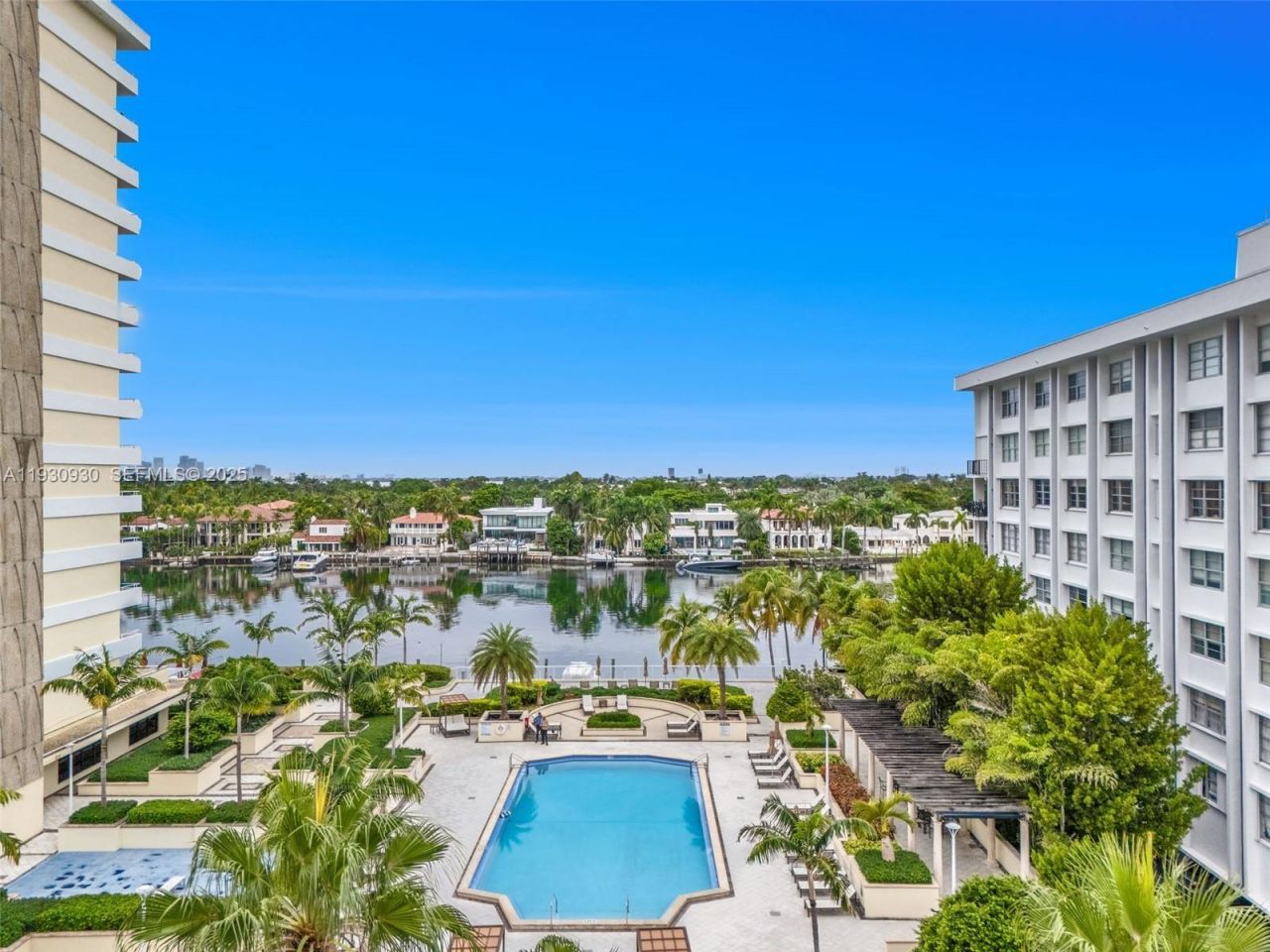 5600 Collins Ave , Unit 17W, Miami Beach, FL 33140 Photo