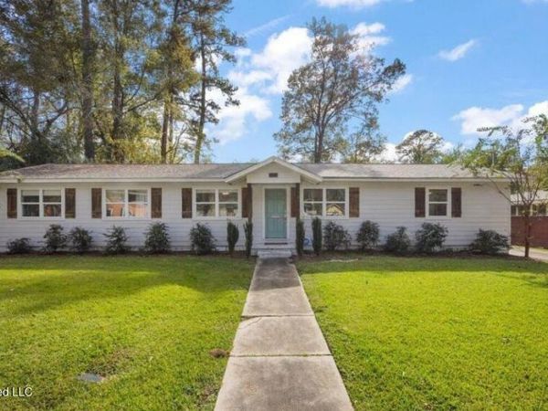 1611 Kent Avenue, Jackson, MS 39211