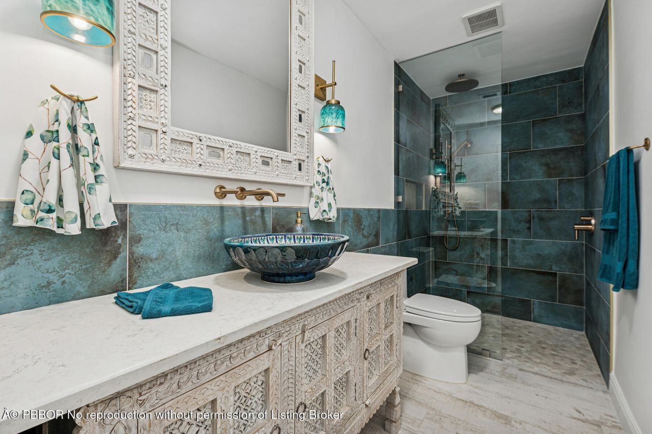 8 Woodbrook Circle, West Palm Beach, FL 33401 Photo