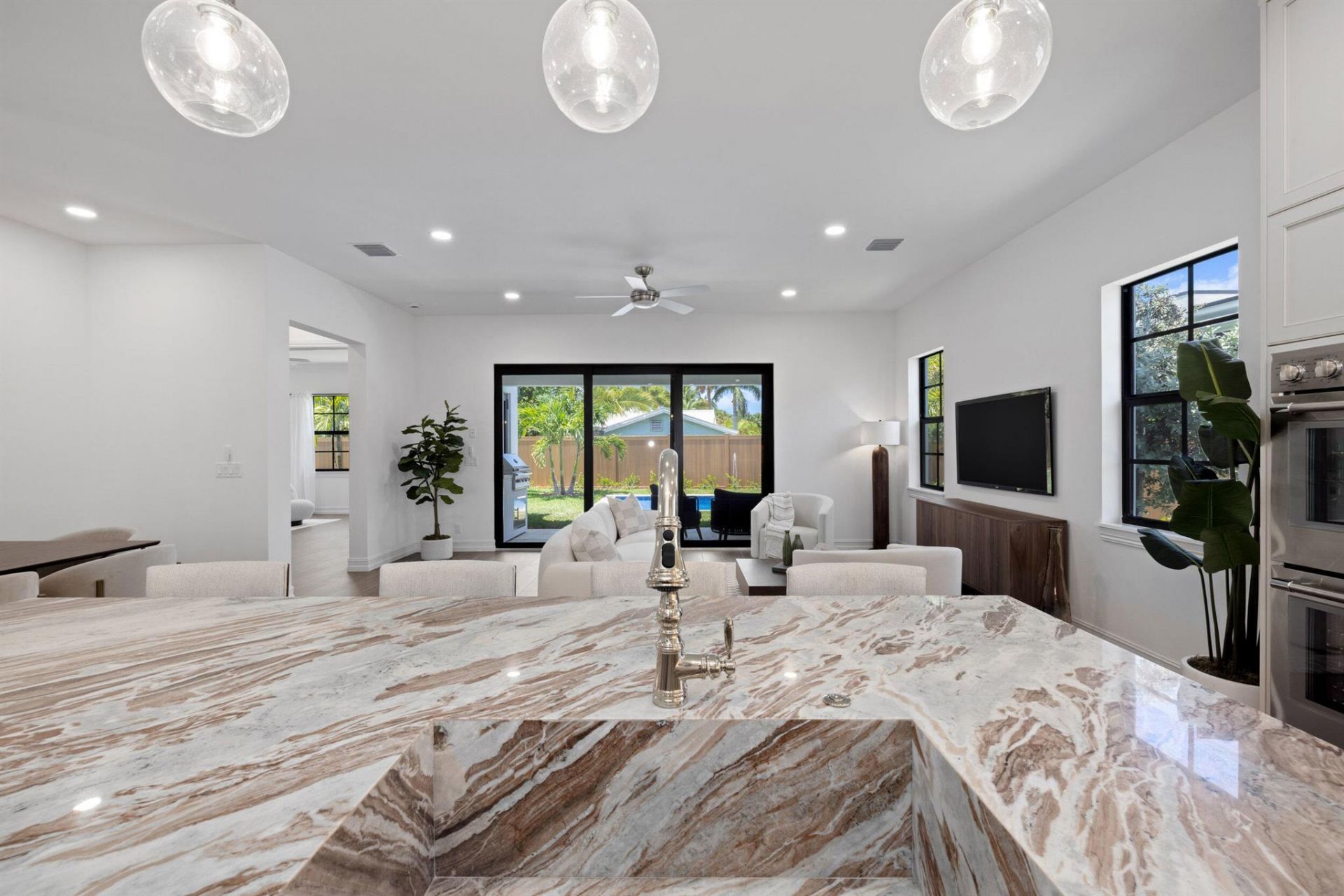 309 Cascade Lane, Palm Beach Shores, FL 33404 Photo