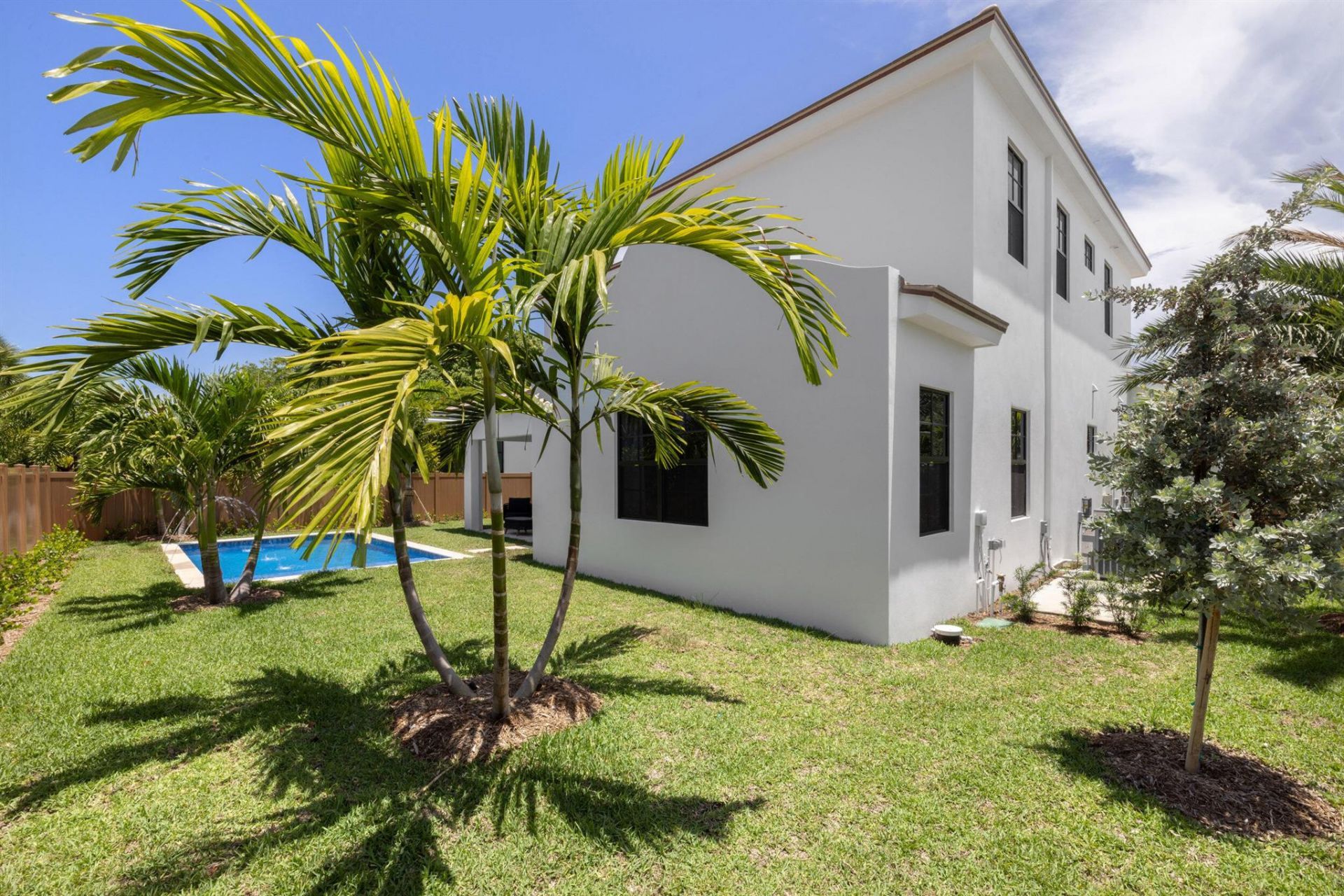 309 Cascade Lane, Palm Beach Shores, FL 33404 Photo