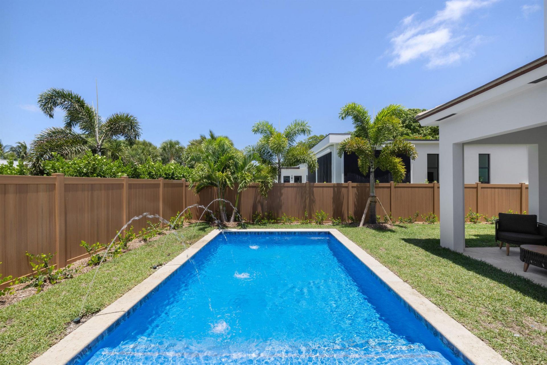 309 Cascade Lane, Palm Beach Shores, FL 33404 Photo