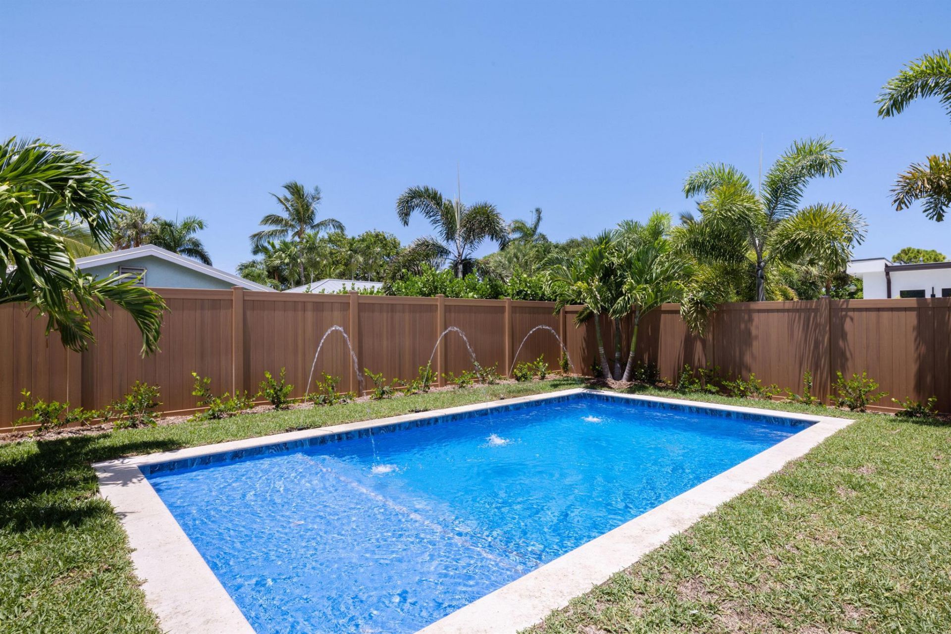 309 Cascade Lane, Palm Beach Shores, FL 33404 Photo