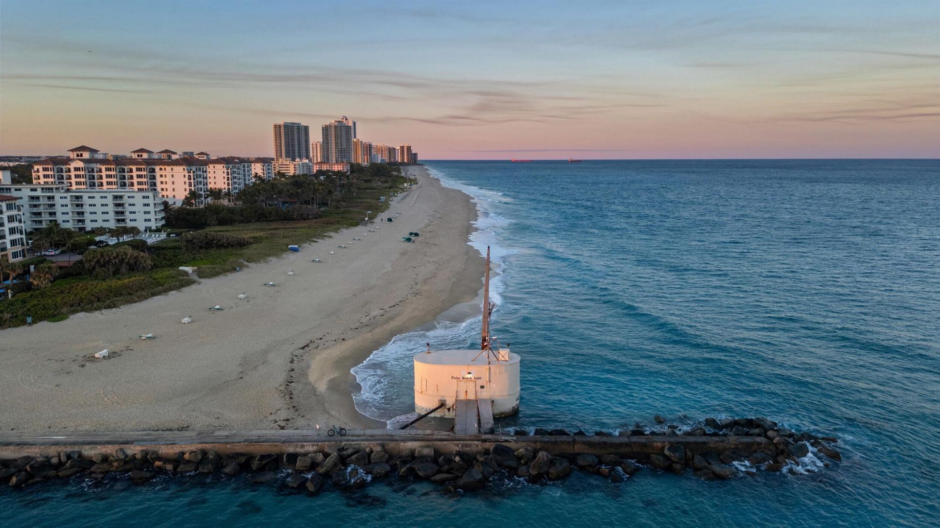 309 Cascade Lane, Palm Beach Shores, FL 33404 Photo