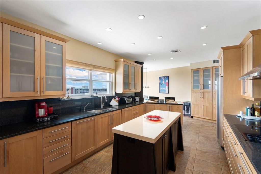 3430 Galt Ocean Drive, Unit PH1, Fort Lauderdale, FL 33308 Photo