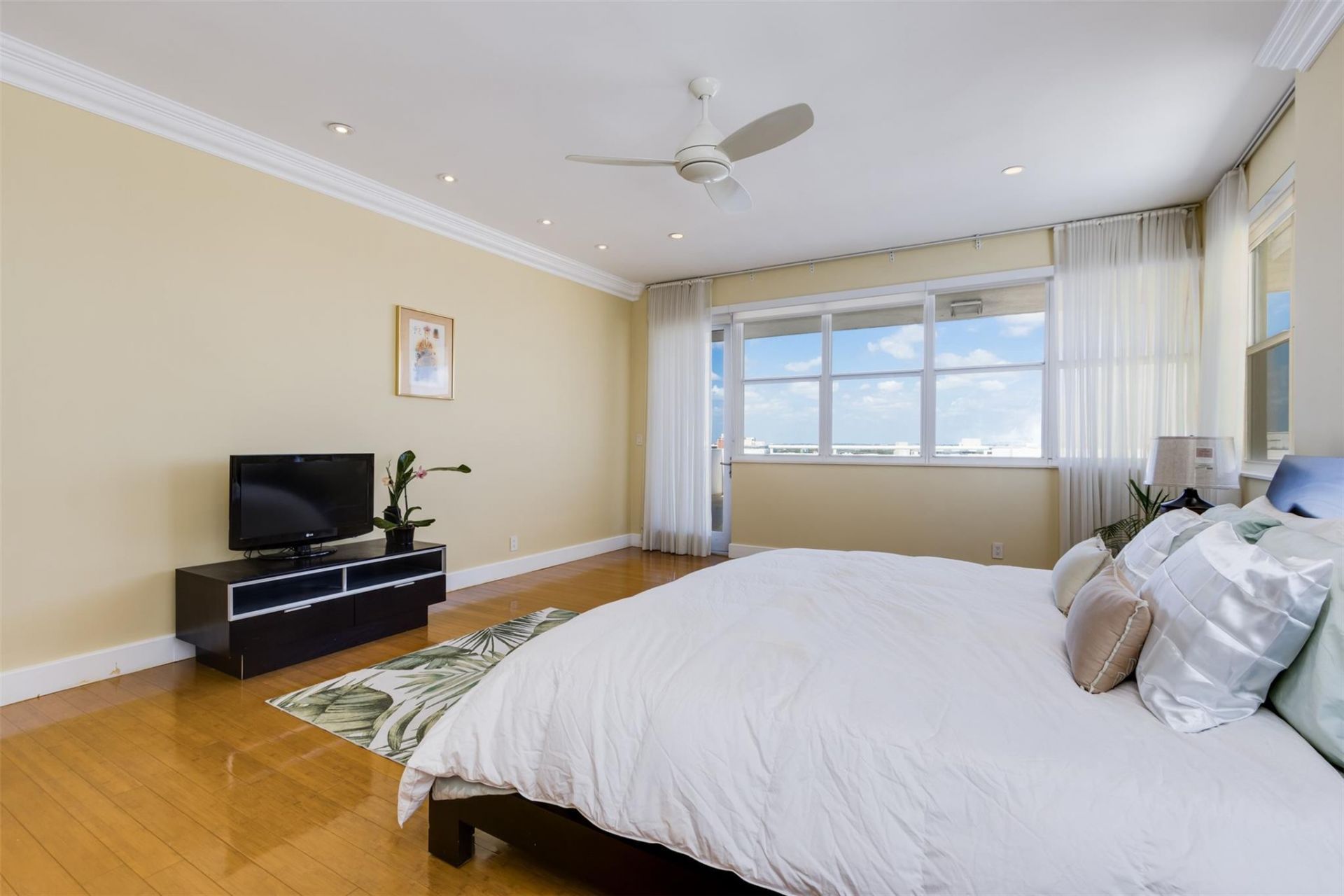 3430 Galt Ocean Drive, Unit PH1, Fort Lauderdale, FL 33308 Photo