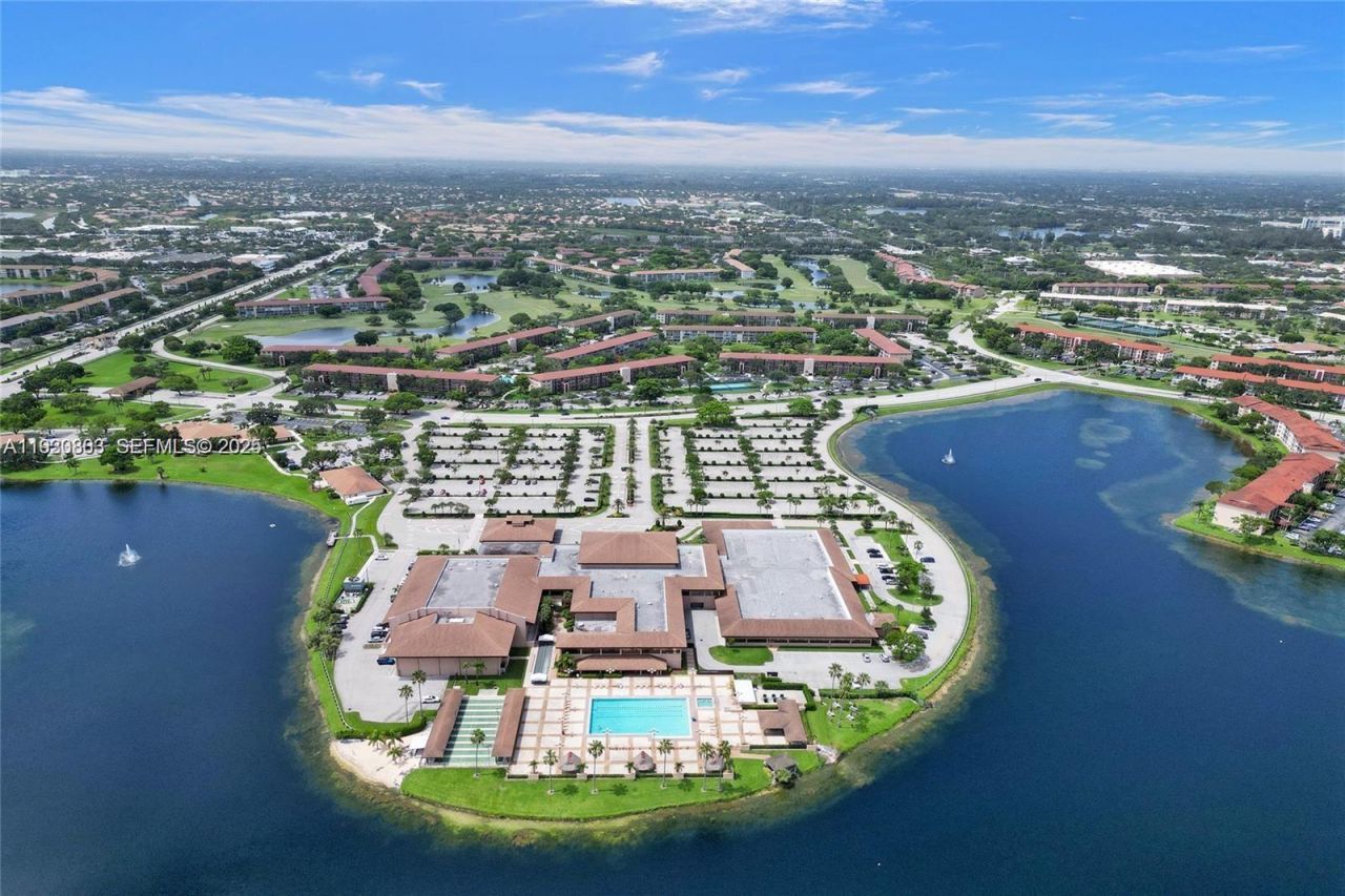 1501 SW 134th Way , Unit 301D, Pembroke Pines, FL 33027 Photo