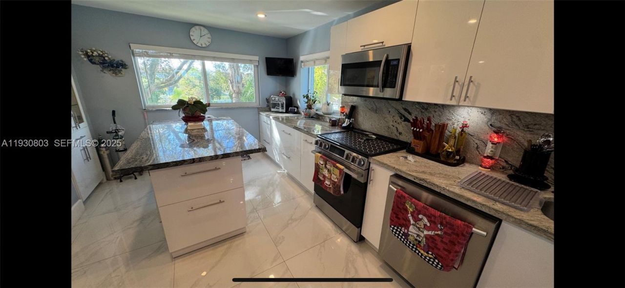 1501 SW 134th Way , Unit 301D, Pembroke Pines, FL 33027 Photo