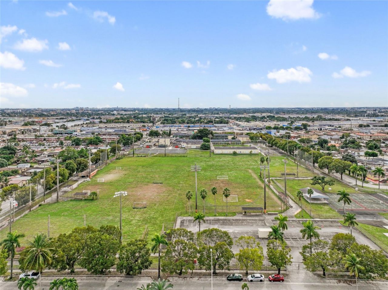 618 W 32nd St, Hialeah, FL 33012 Photo