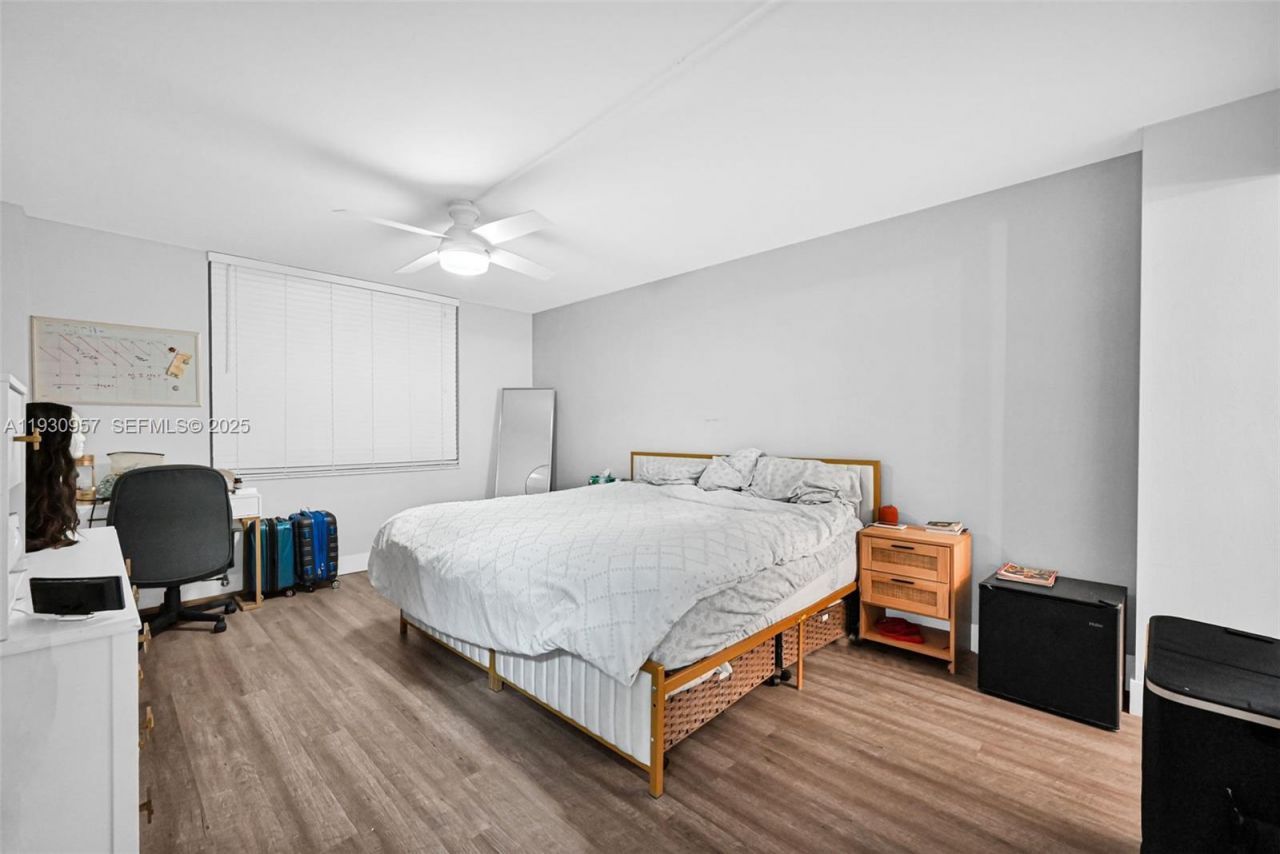 3900 N Hills Dr , Unit 303, Hollywood, FL 33021 Photo