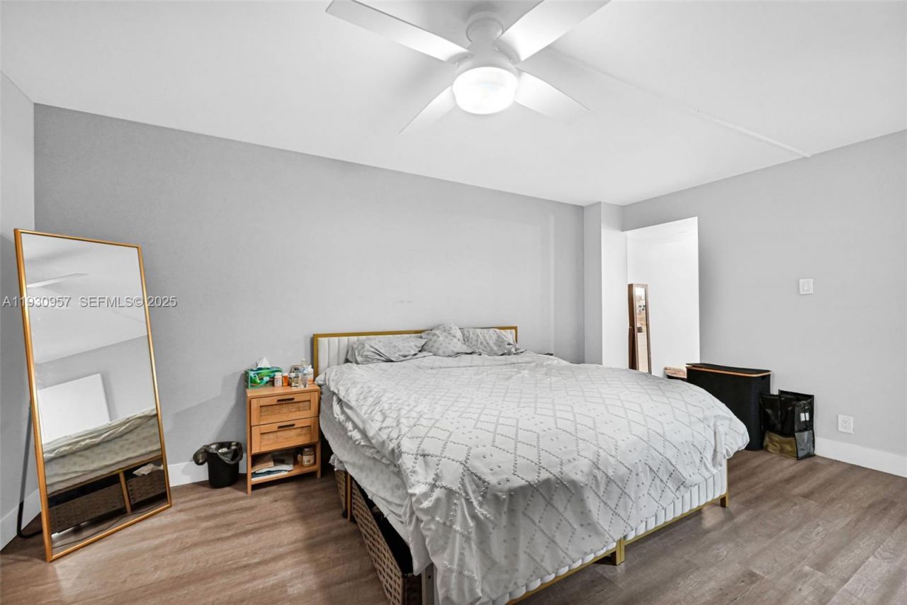 3900 N Hills Dr , Unit 303, Hollywood, FL 33021 Photo