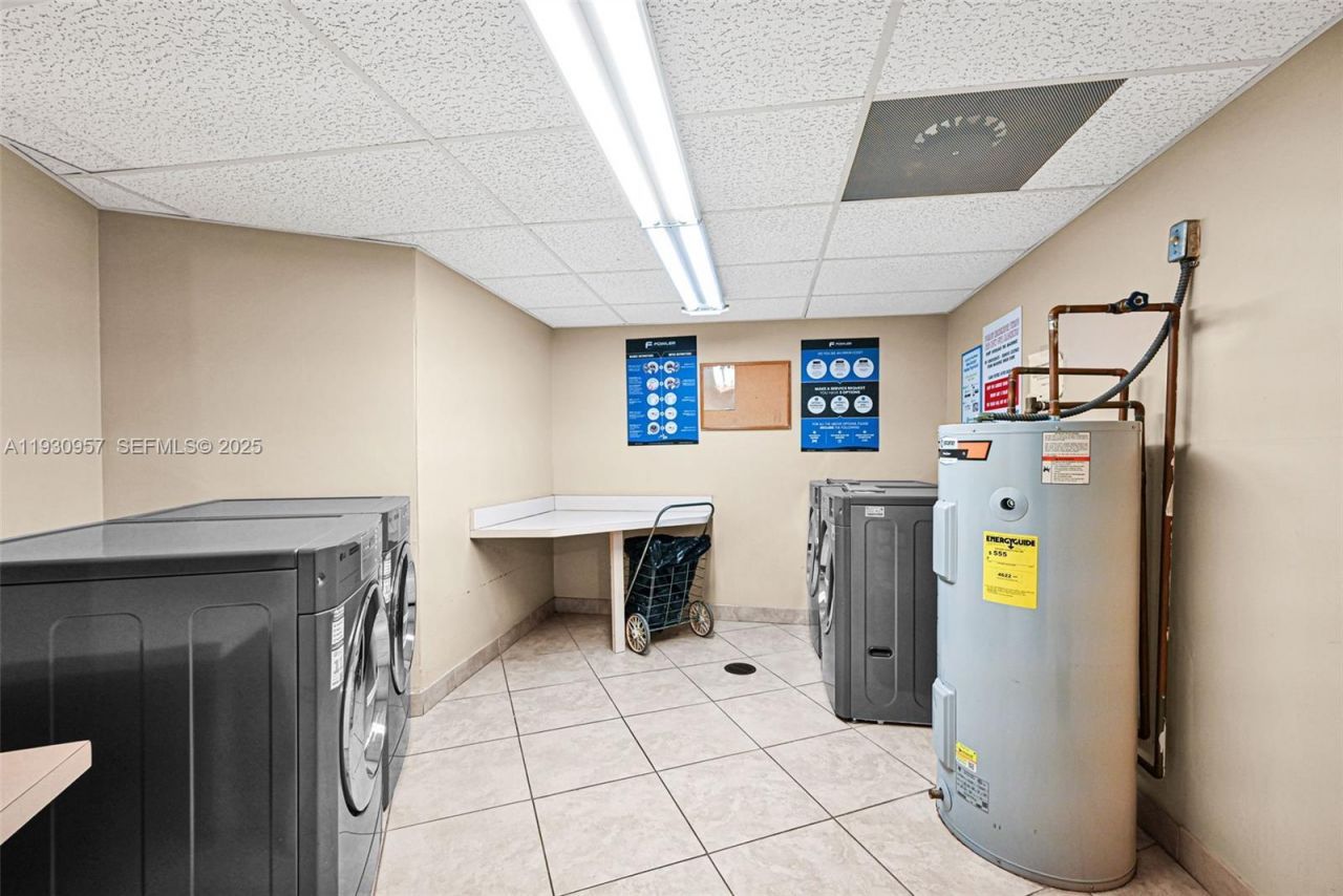 3900 N Hills Dr , Unit 303, Hollywood, FL 33021 Photo