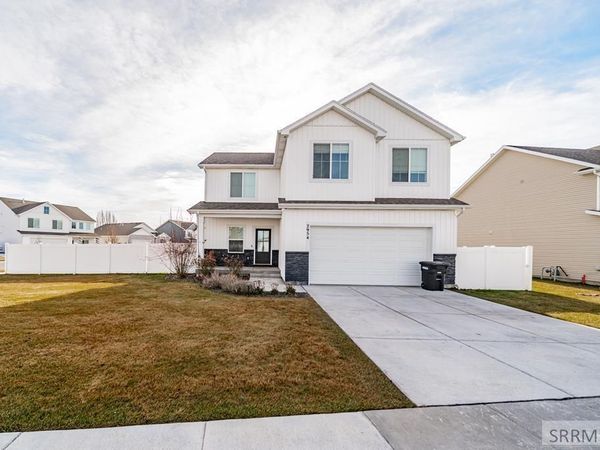 2954 Sydney, IDAHO FALLS, ID 83401
