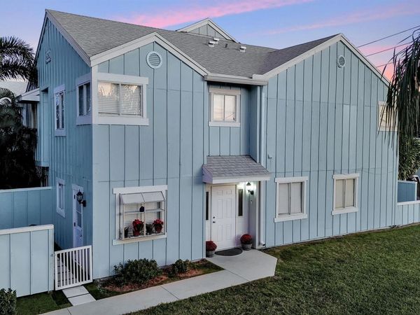 6262 Riverwalk Lane, Unit 1, Jupiter, FL 33458