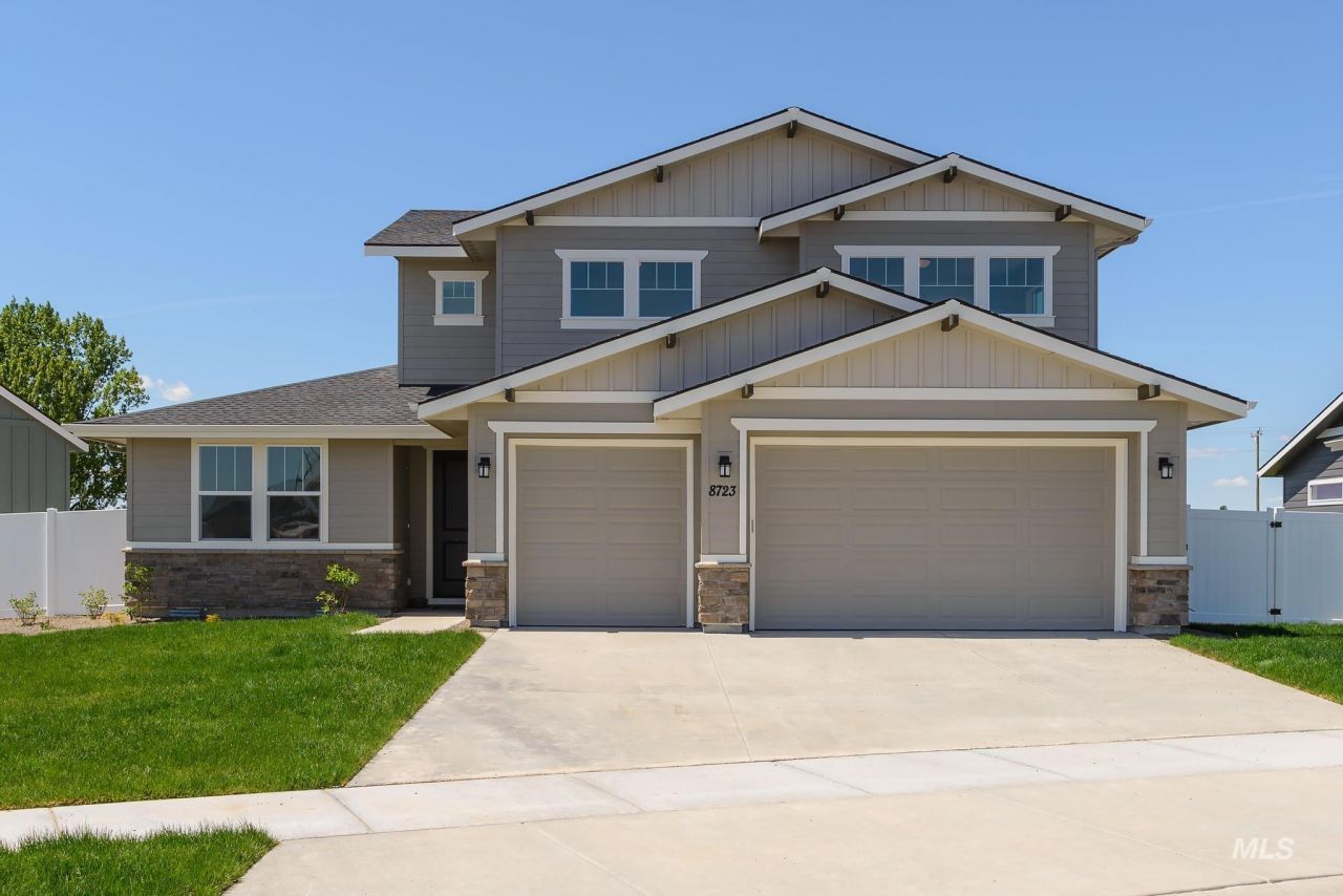 4684 E Coldwater Dr, Nampa, ID 83687 Main Photo