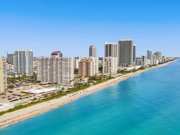 1980 S Ocean Dr, Unit 2H, Hallandale Beach, FL 33009