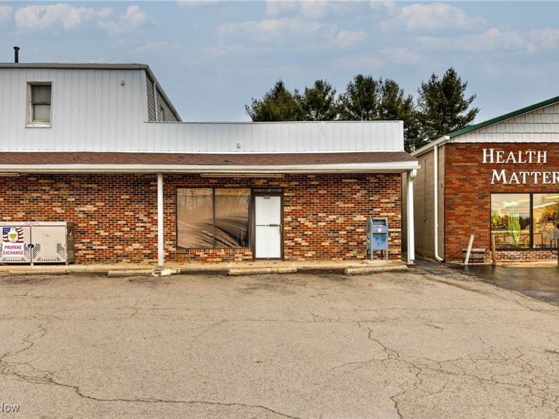 908-926 W Main Street, Washingtonville, OH 44490 Photo 3