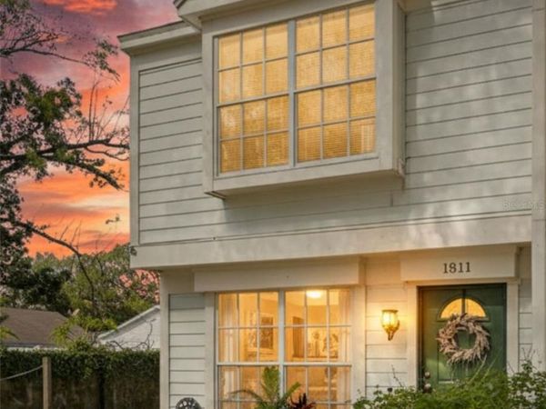 1811 MILL RUN CIRCLE, TAMPA, FL 33613