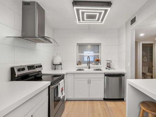 2805 SW 22nd Avenue SW, Unit 1040, Delray Beach, FL 33445