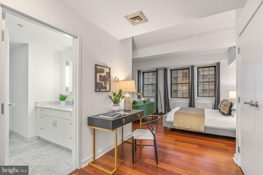 219 29 S 18th Street, Unit 404, Philadelphia, PA 19103 Main Photo