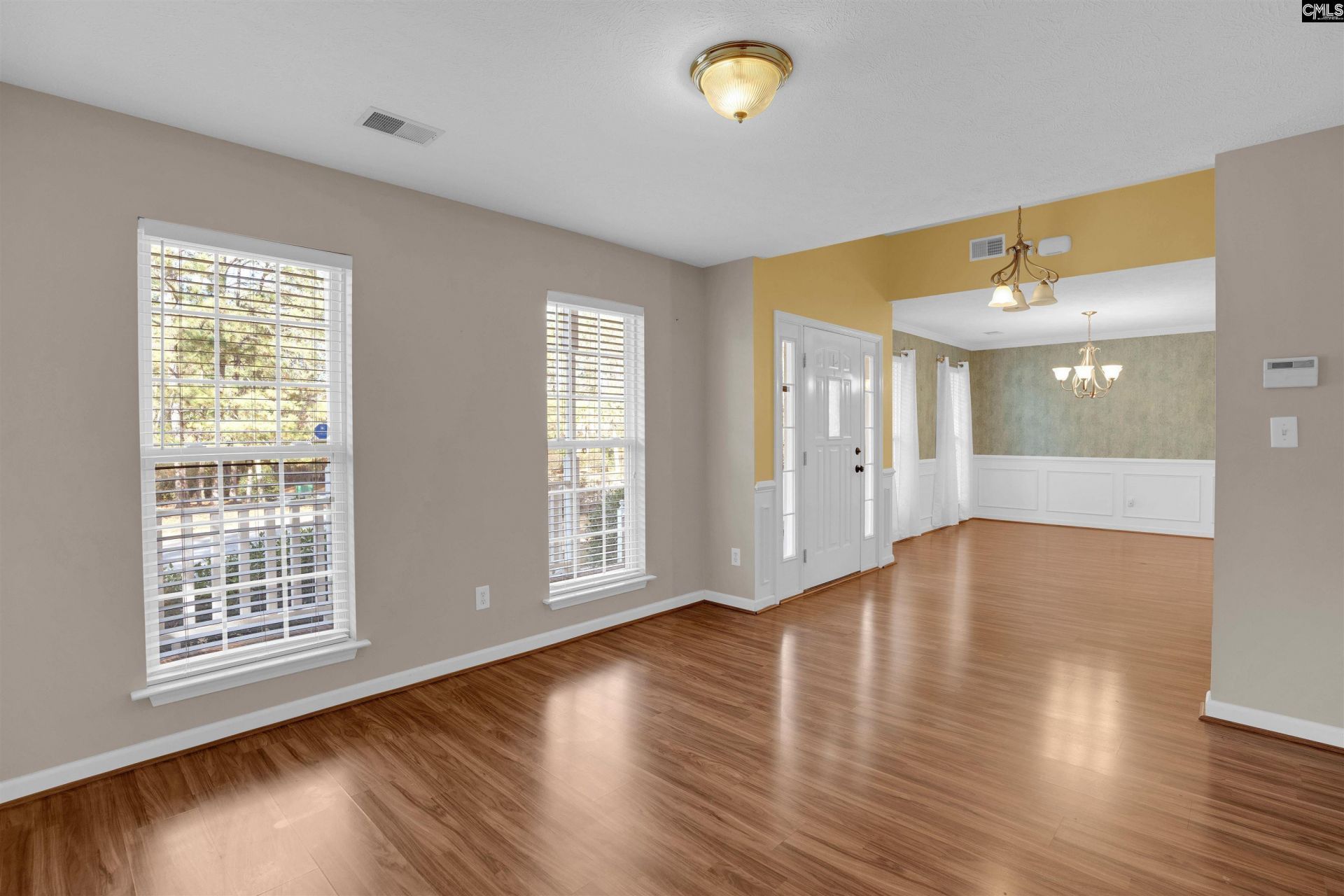 301 Knotts Circle Photo 12