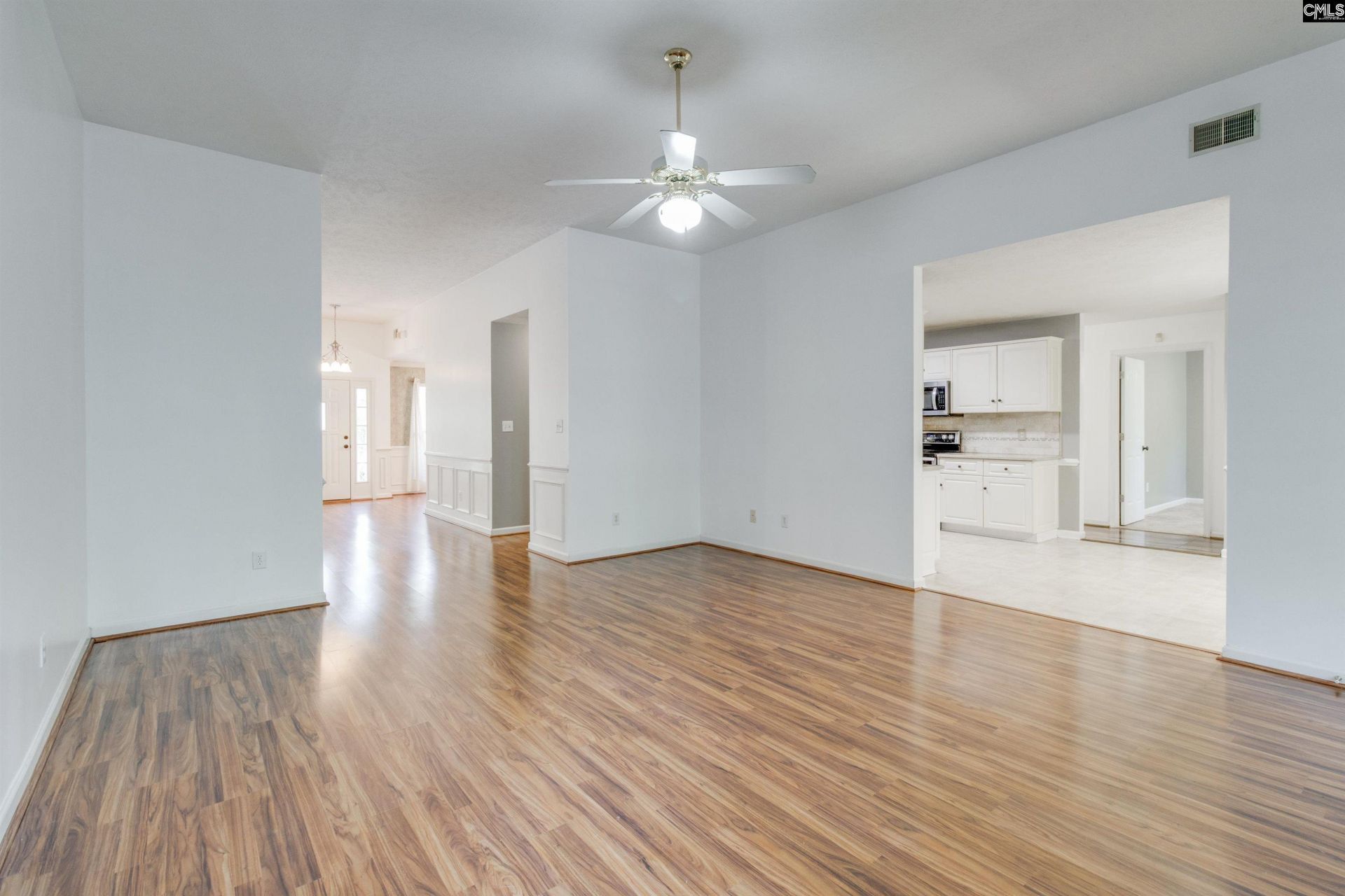 301 Knotts Circle Photo 12