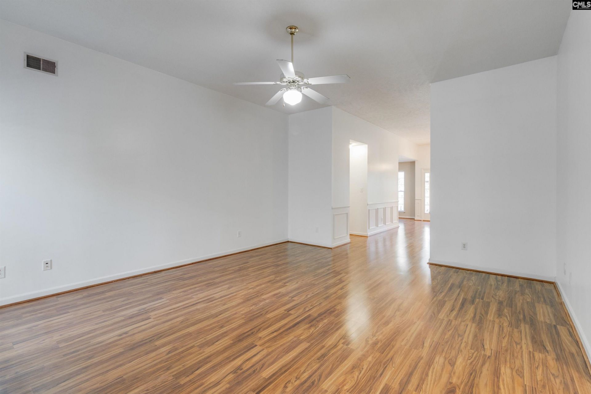 301 Knotts Circle Photo 13
