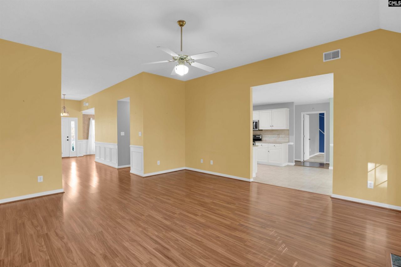 301 Knotts Circle Photo 19