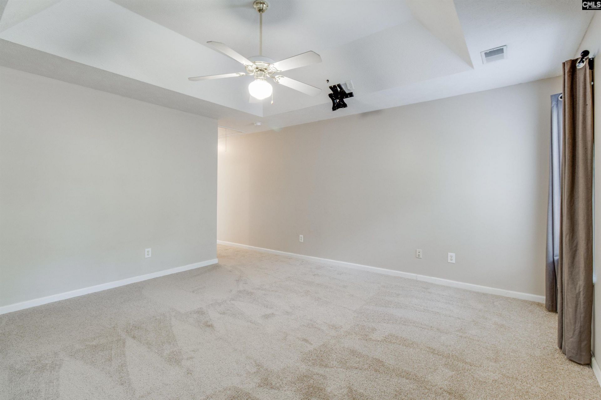 301 Knotts Circle Photo 23