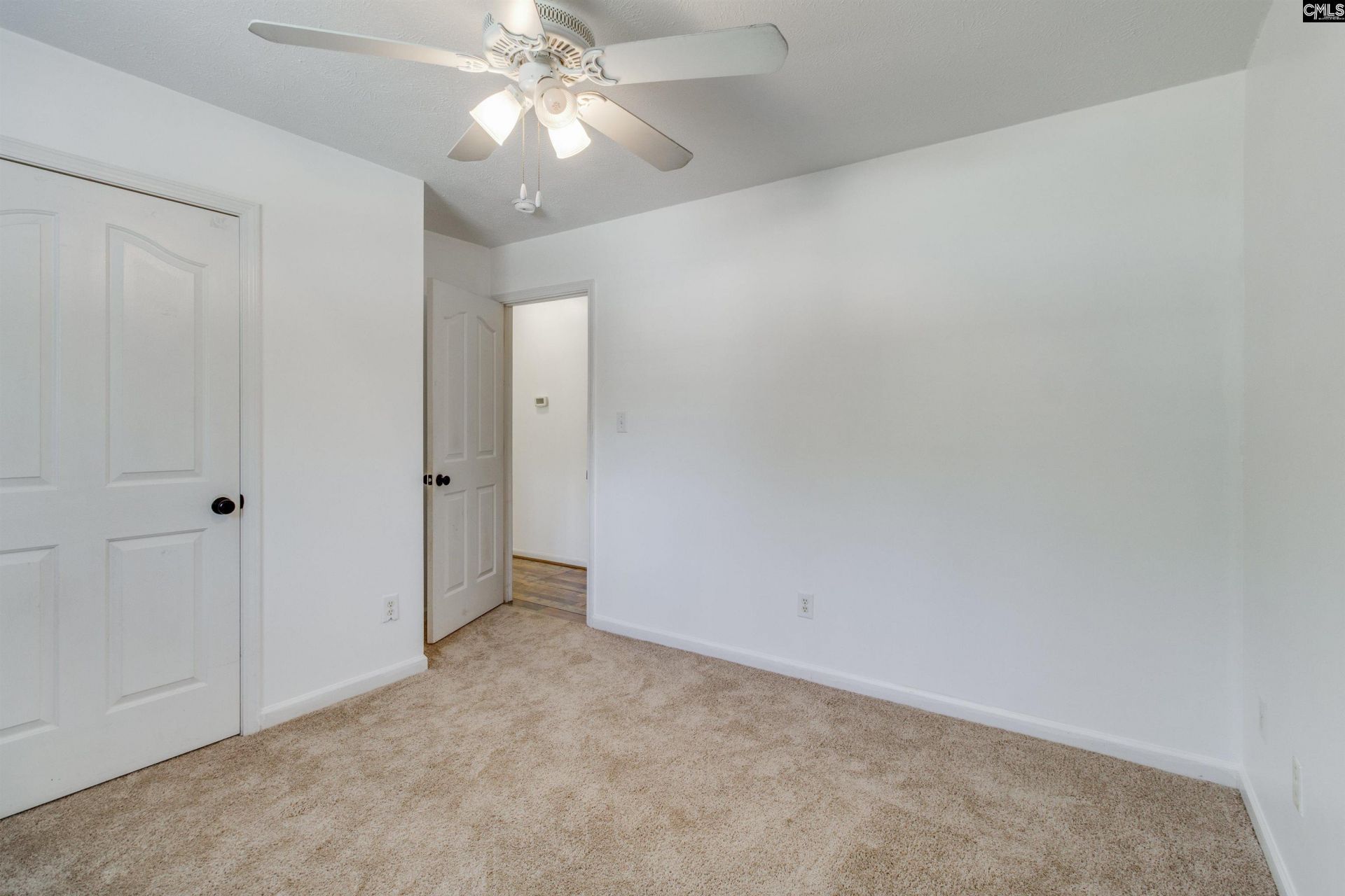 301 Knotts Circle Photo 32