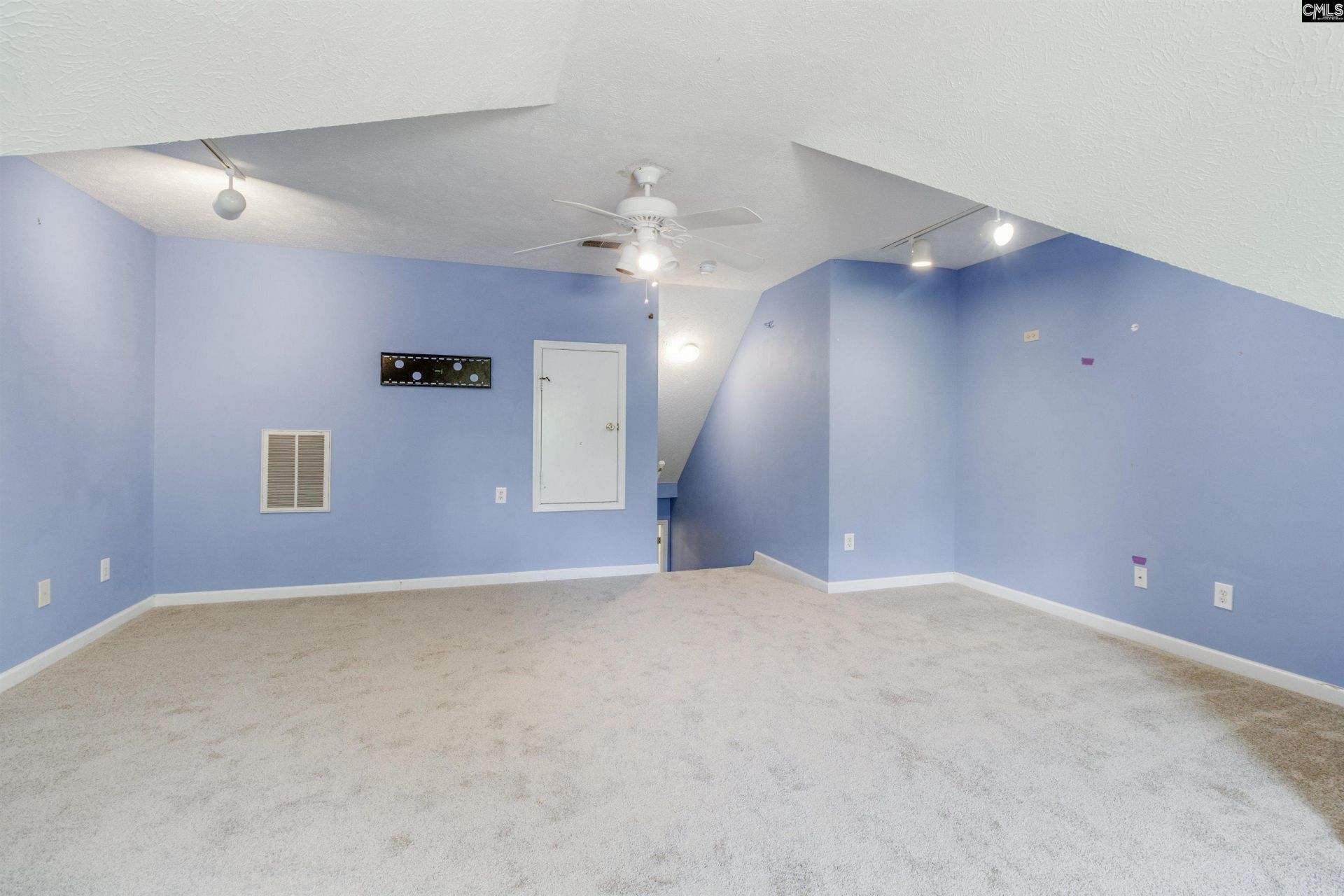 301 Knotts Circle Photo 36