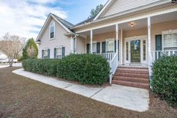 301 Knotts Circle photo 4