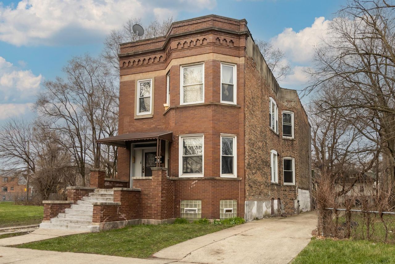 7438 S Stewart Avenue, Chicago, IL 60621 Main Photo