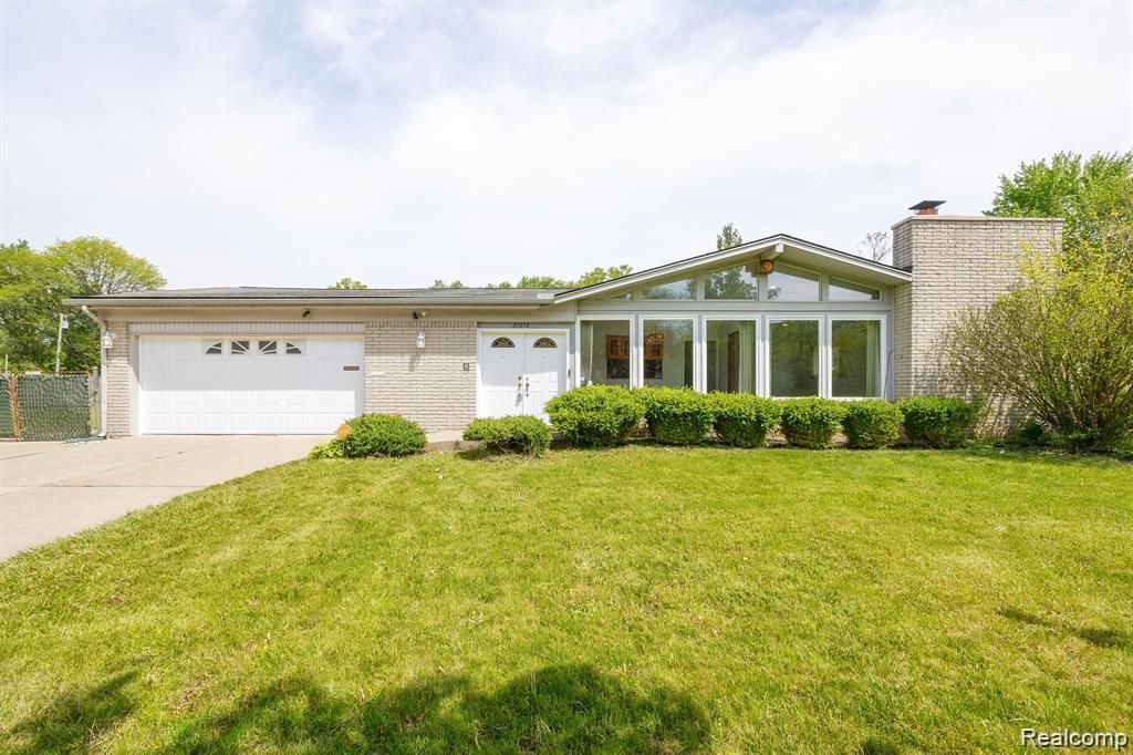 27272 Hopkins Street, Inkster, MI 48141 Main Photo