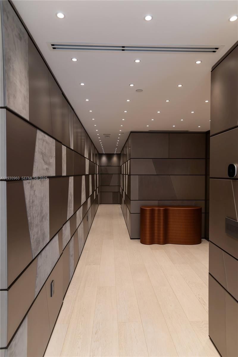 10101 Collins Ave , Unit 4A, Bal Harbour, FL 33154 Photo