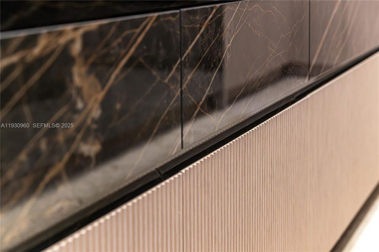 10101 Collins Ave , Unit 4A, Bal Harbour, FL 33154 Photo