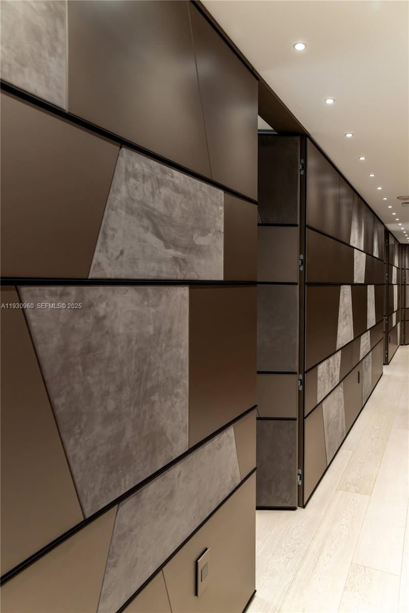 10101 Collins Ave , Unit 4A, Bal Harbour, FL 33154 Photo