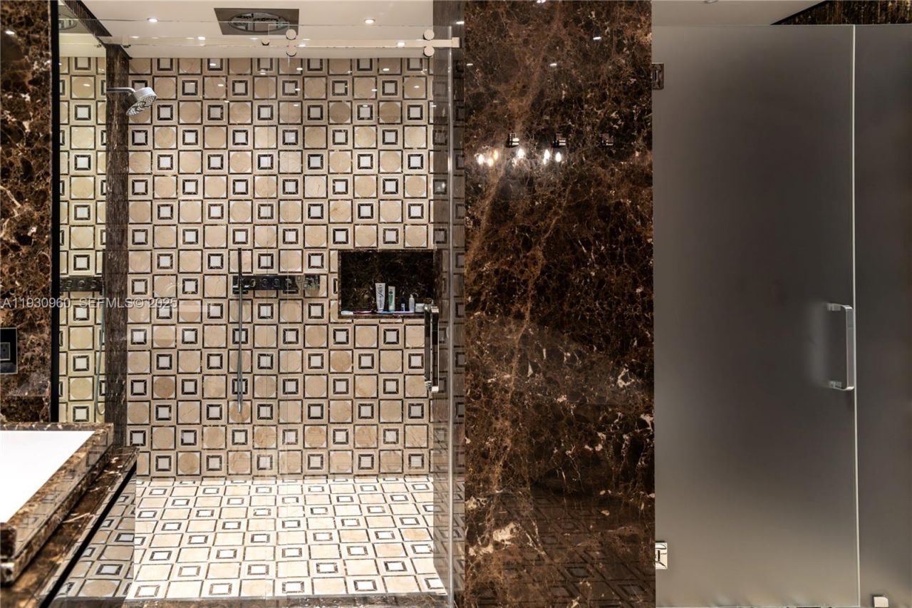 10101 Collins Ave , Unit 4A, Bal Harbour, FL 33154 Photo