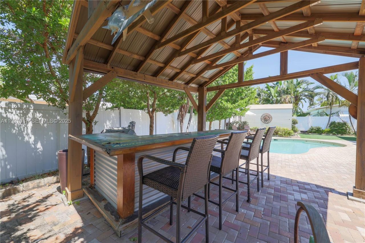 1311 NE 26th Ter , Pompano Beach, FL 33062 Photo