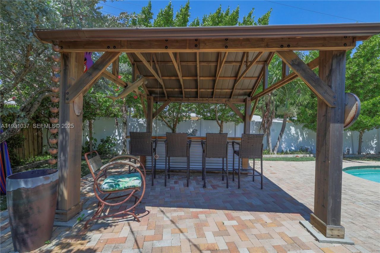 1311 NE 26th Ter , Pompano Beach, FL 33062 Photo