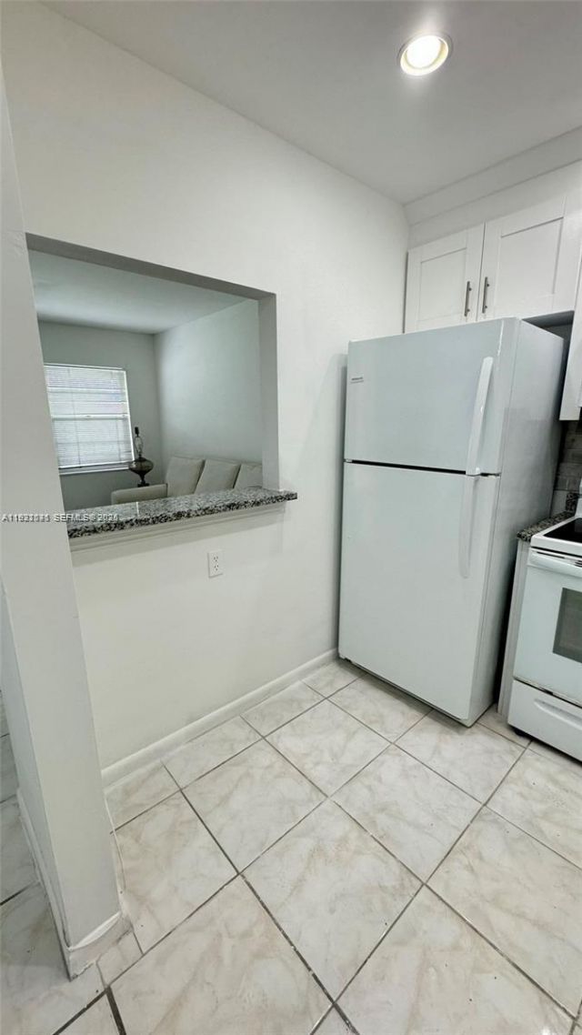 163 Coventry G, Unit 163, West Palm Beach, FL 33417 Photo