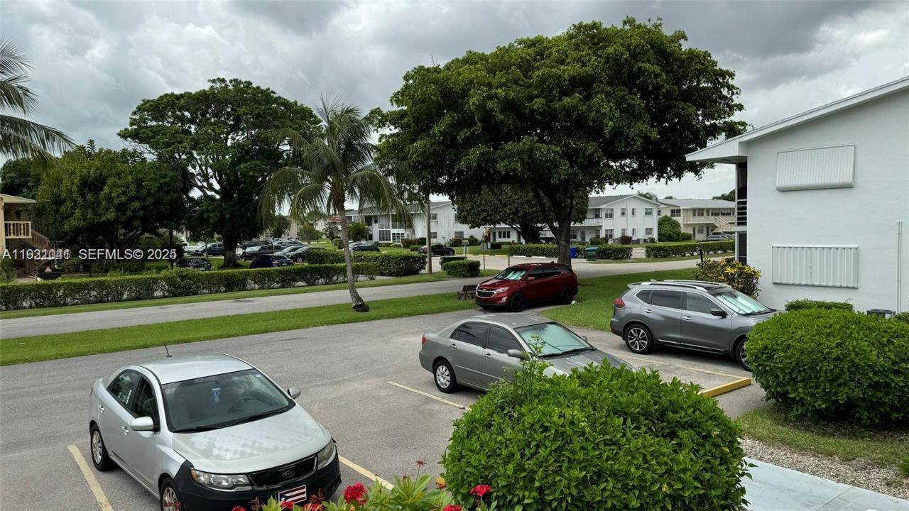 163 Coventry G, Unit 163, West Palm Beach, FL 33417 Photo