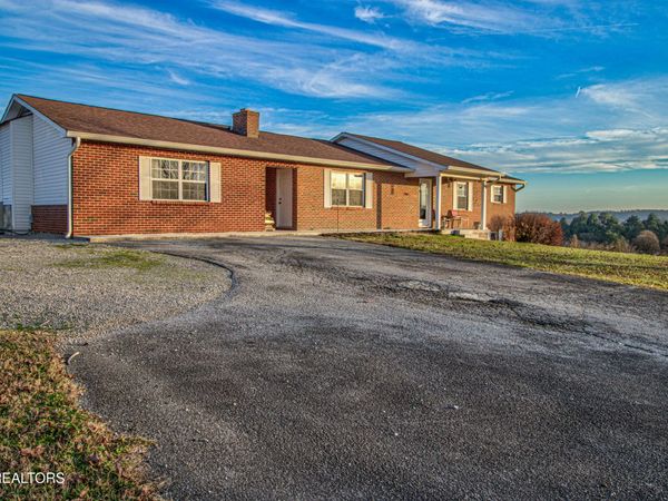 500 Allison Town Rd, Philadelphia, TN 37846