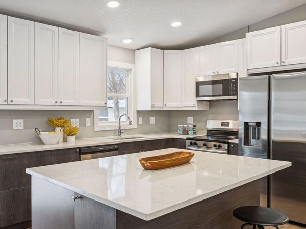 981 104th Avenue NW, Coon Rapids, MN 55433