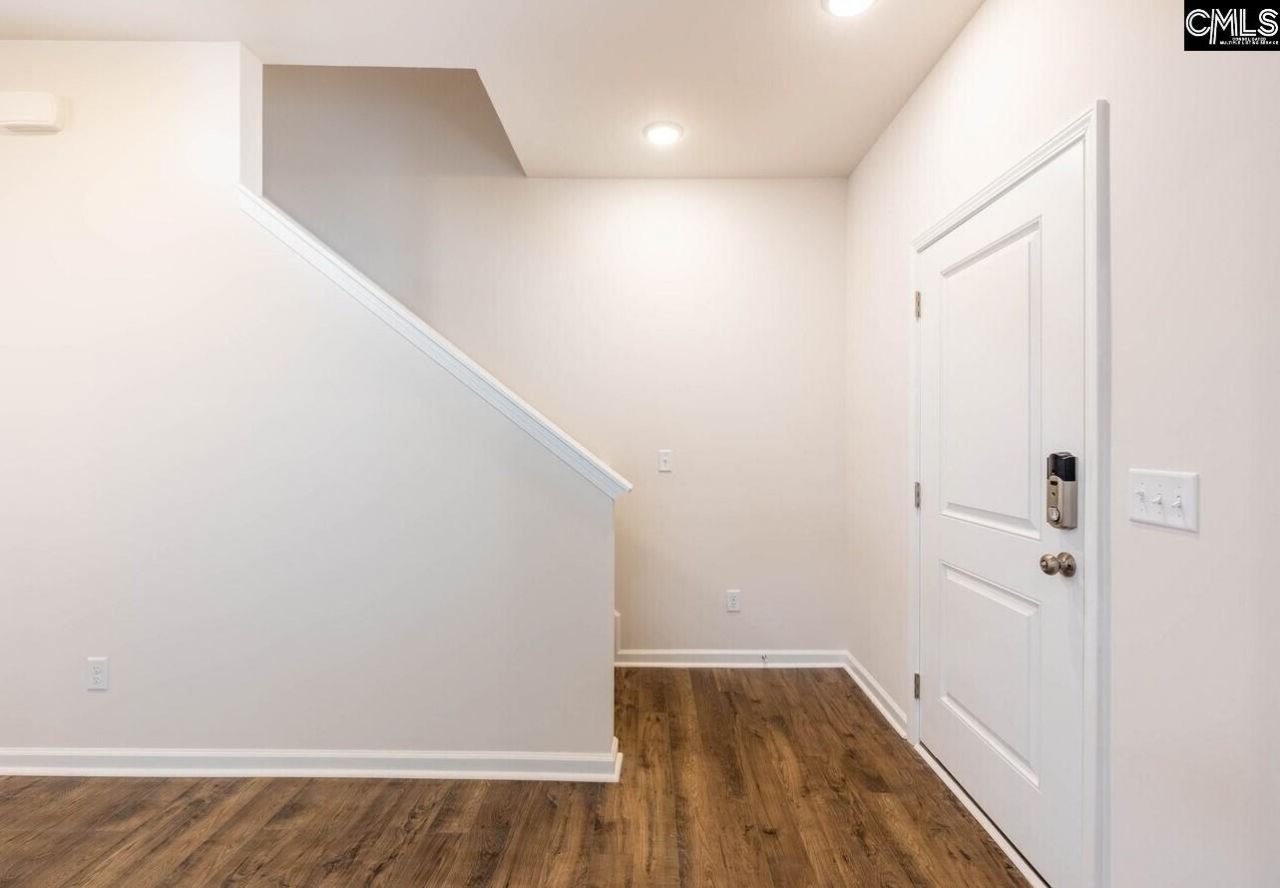 510 Blue Jay Way Photo 5